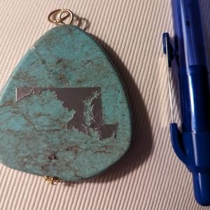 Pendant with subtle Maryland decal